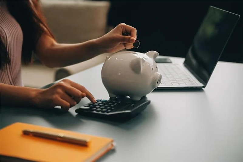 UK ISA for expats 2025 explained